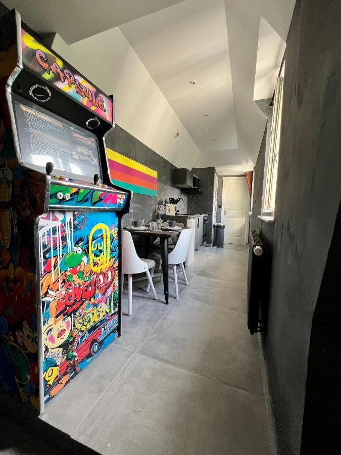 Capsule Art Deco - Jacuzzi - Netflix - Home Cinema - Arcade De Jeux & Nintendo Switch - 2 Chambres - Filet Suspendu Valenciennes Exterior foto