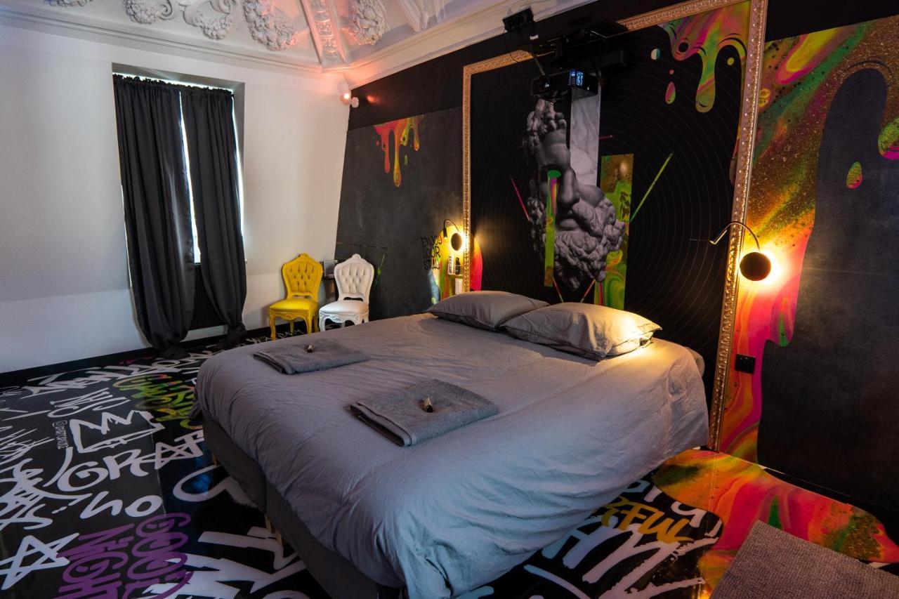 Capsule Art Deco - Jacuzzi - Netflix - Home Cinema - Arcade De Jeux & Nintendo Switch - 2 Chambres - Filet Suspendu Valenciennes Exterior foto