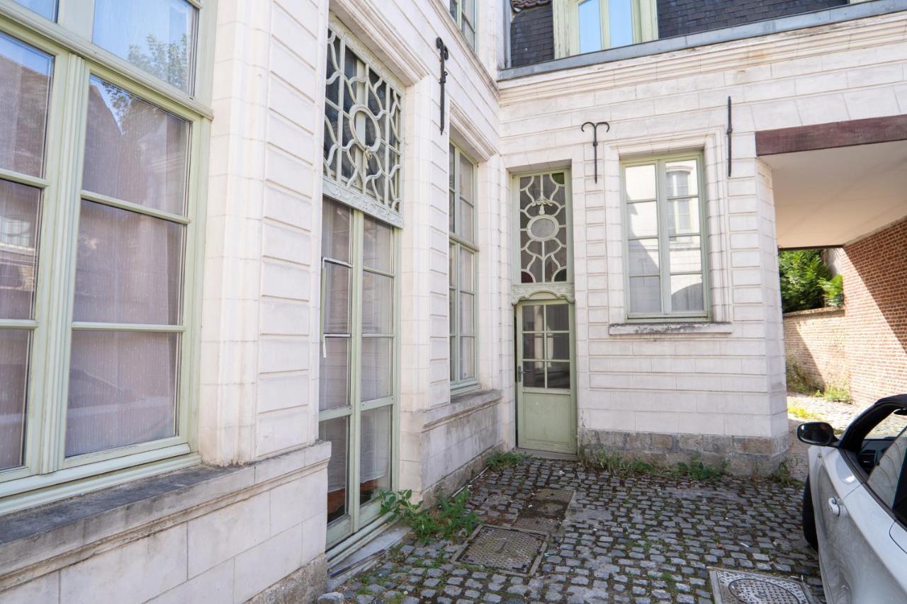 Capsule Art Deco - Jacuzzi - Netflix - Home Cinema - Arcade De Jeux & Nintendo Switch - 2 Chambres - Filet Suspendu Valenciennes Exterior foto