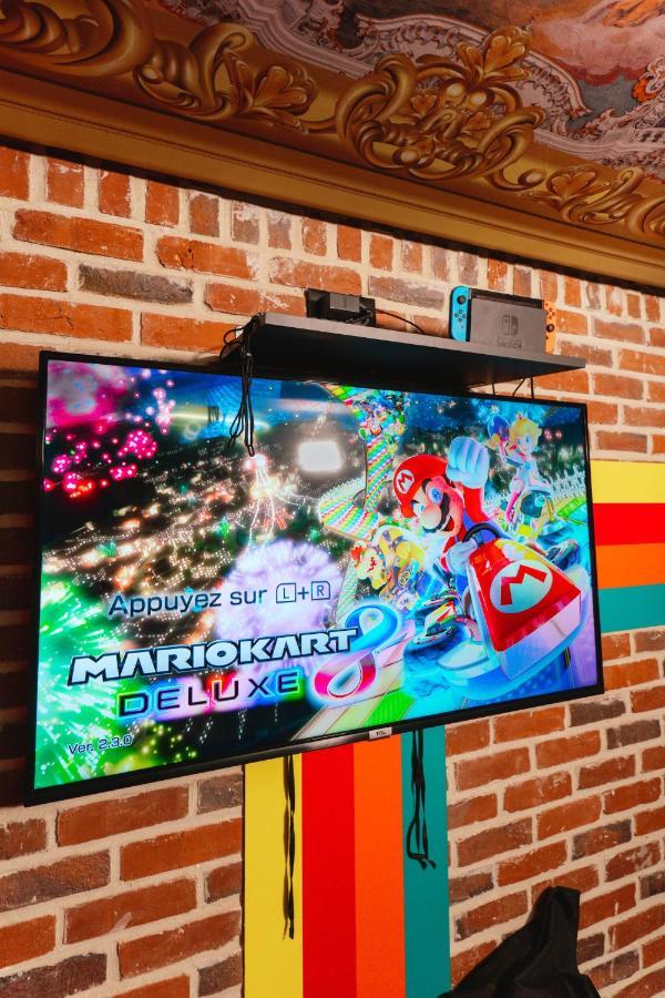 Capsule Art Deco - Jacuzzi - Netflix - Home Cinema - Arcade De Jeux & Nintendo Switch - 2 Chambres - Filet Suspendu Valenciennes Exterior foto